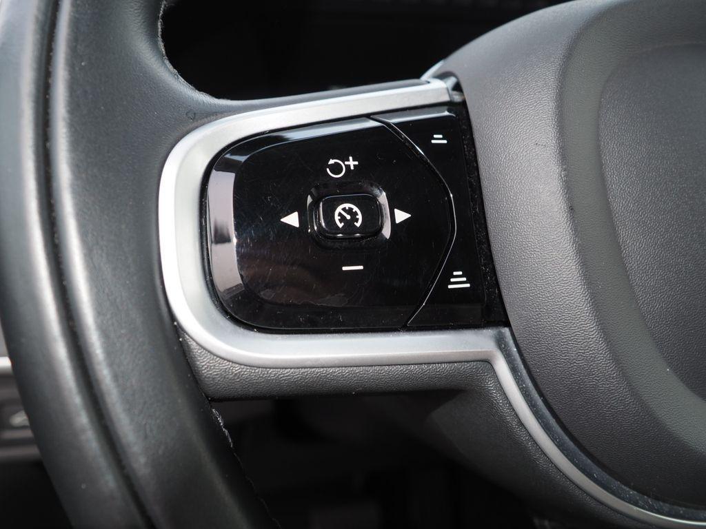 used 2020 Volvo XC90 car, priced at $32,977