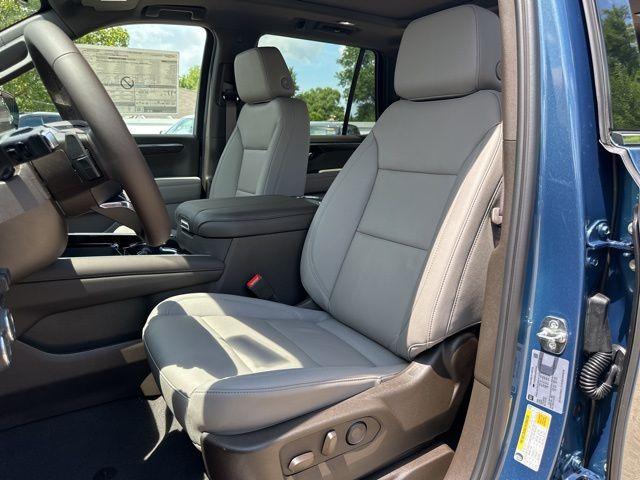 new 2025 Chevrolet Tahoe car, priced at $71,965