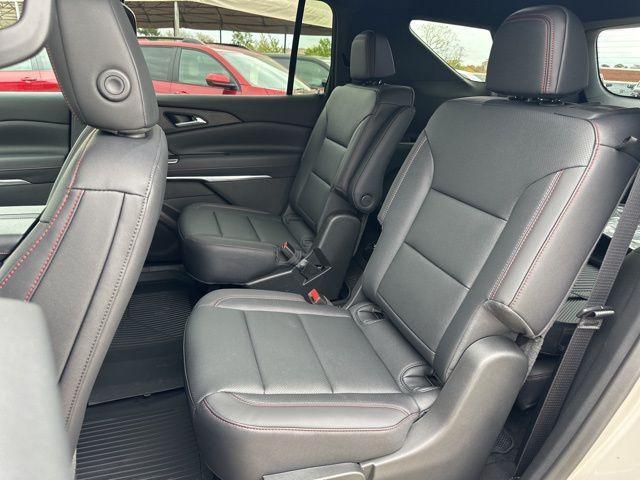 new 2026 Chevrolet Traverse car, priced at $49,760