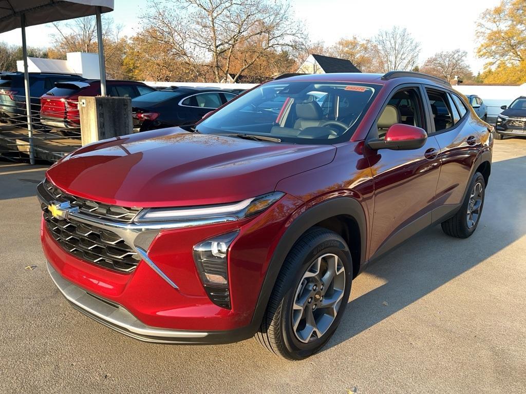 new 2025 Chevrolet Trax car, priced at $24,135