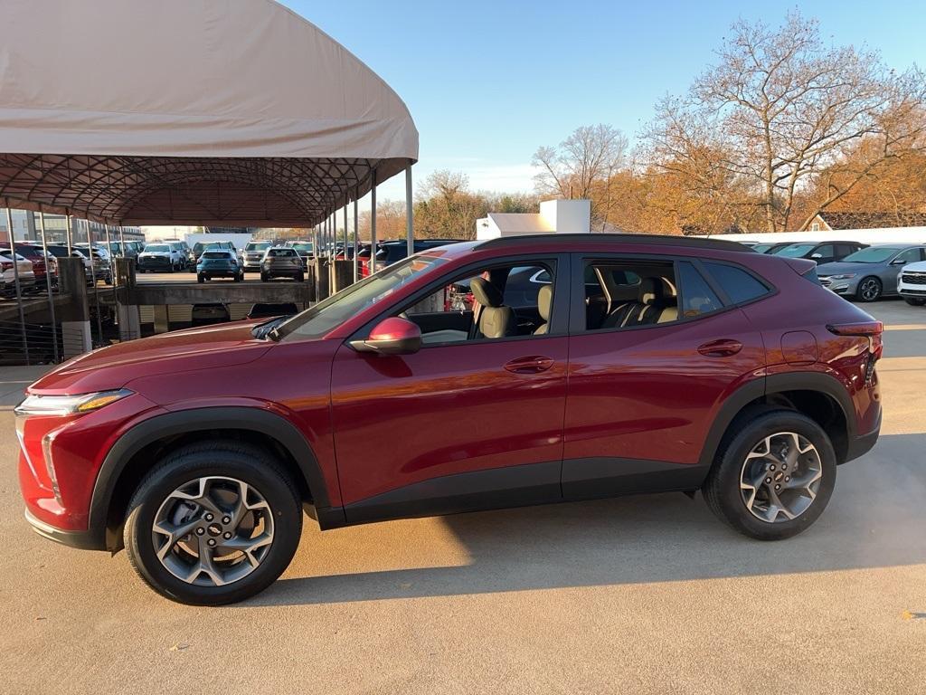 new 2025 Chevrolet Trax car, priced at $24,135