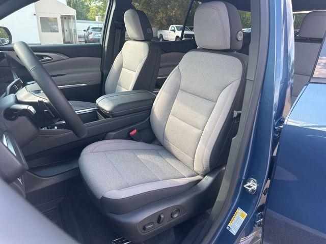 new 2026 Chevrolet Traverse car, priced at $41,959