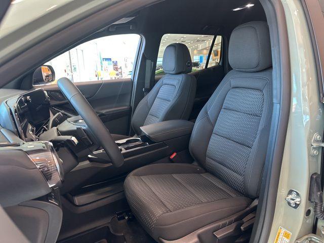 new 2026 Chevrolet Equinox car, priced at $31,135