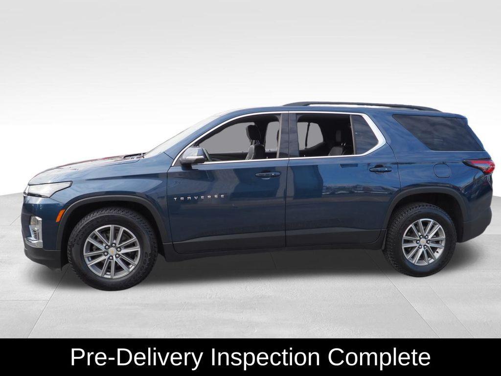 used 2023 Chevrolet Traverse car, priced at $33,670