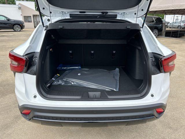 new 2025 Chevrolet Trax car, priced at $26,835