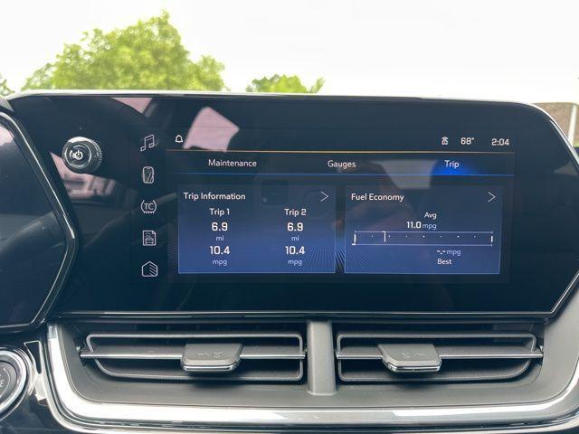 new 2025 Chevrolet Trax car, priced at $26,835