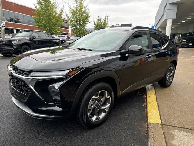 new 2025 Chevrolet Trax car, priced at $24,135