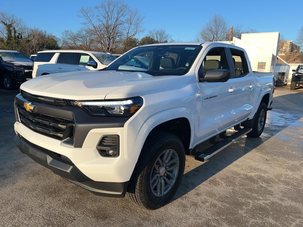 new 2024 Chevrolet Colorado car, priced at $43,995