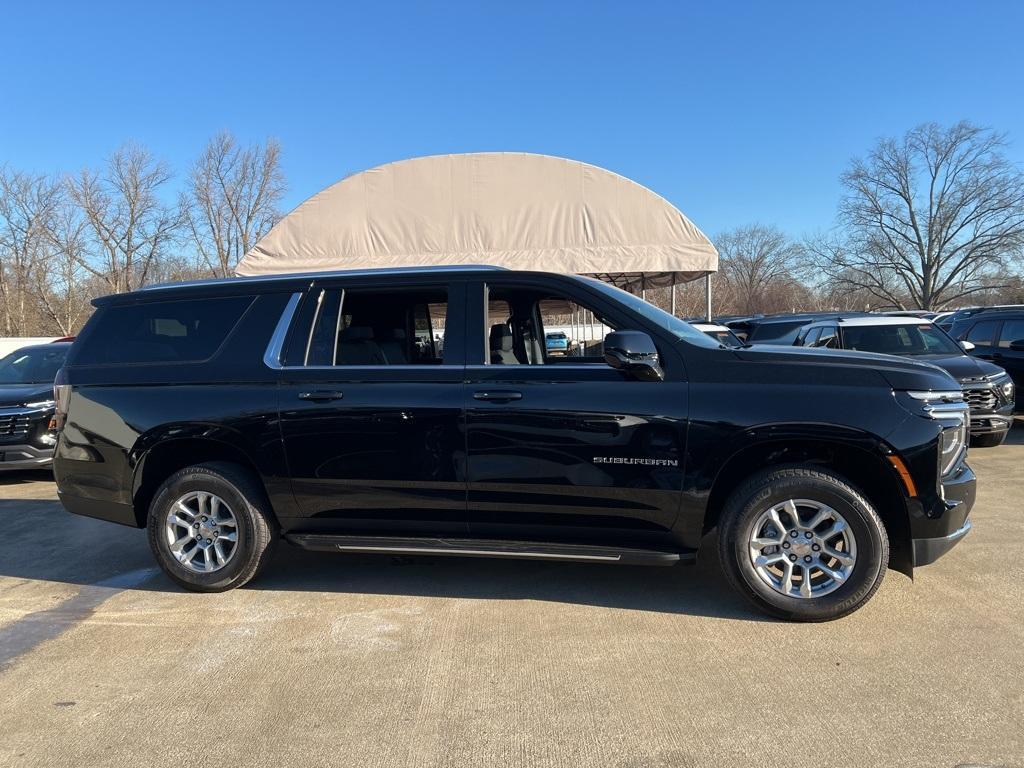 new 2025 Chevrolet Suburban car, priced at $63,995