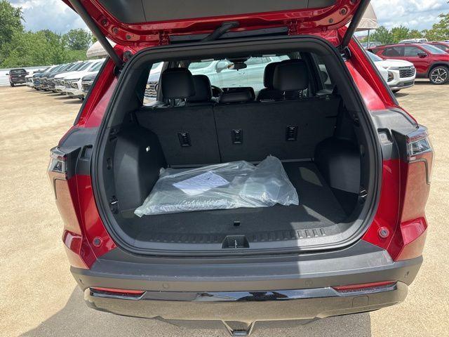 new 2026 Chevrolet Equinox car, priced at $33,895