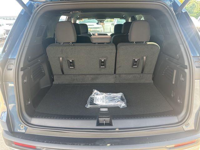 new 2026 Chevrolet Traverse car, priced at $41,235