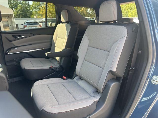new 2026 Chevrolet Traverse car, priced at $41,235