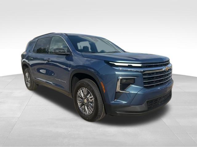 new 2026 Chevrolet Traverse car, priced at $41,235