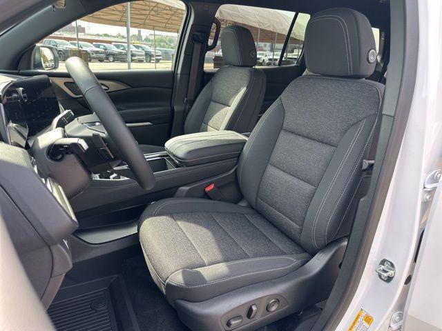 new 2026 Chevrolet Traverse car, priced at $44,639