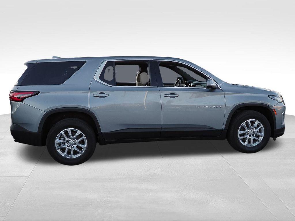 used 2023 Chevrolet Traverse car, priced at $28,615