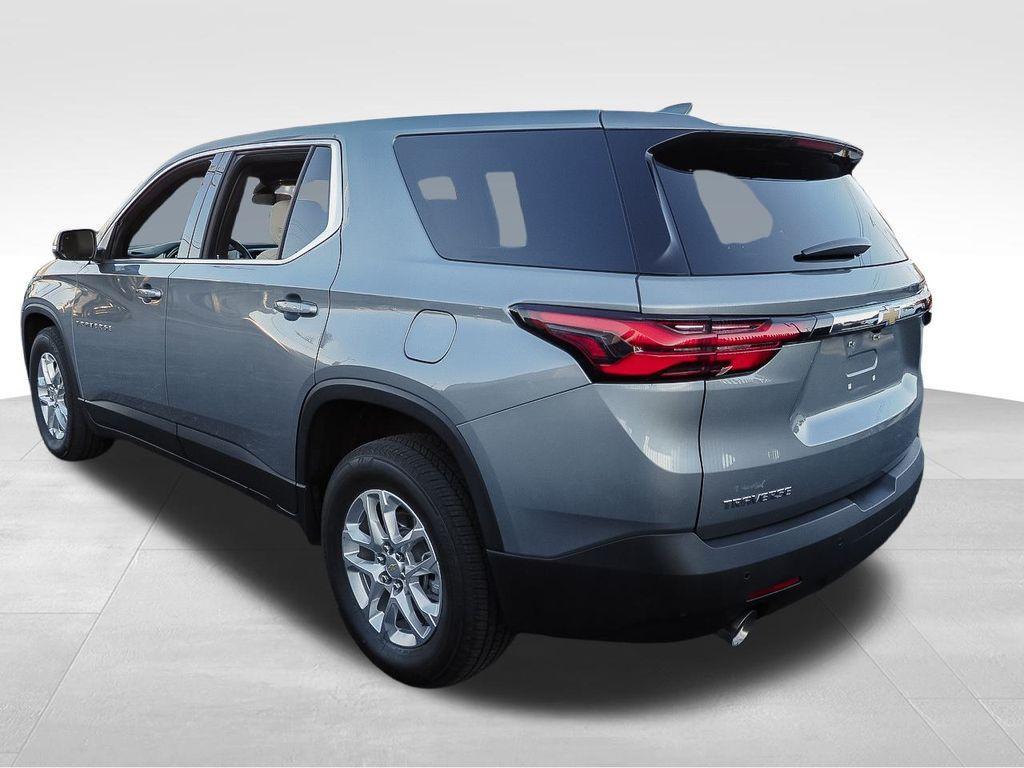used 2023 Chevrolet Traverse car, priced at $28,615