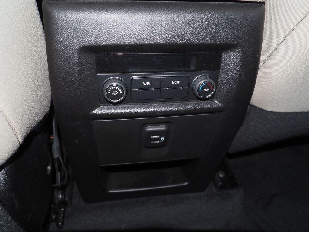 used 2023 Chevrolet Traverse car, priced at $28,615