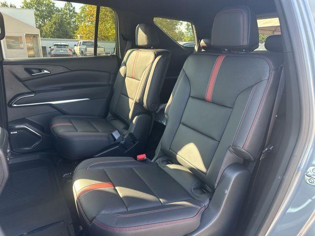 new 2026 Chevrolet Traverse car, priced at $58,760