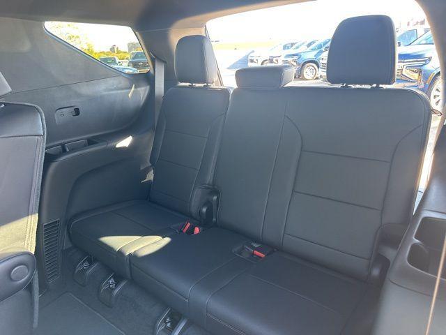 new 2026 Chevrolet Traverse car, priced at $61,585