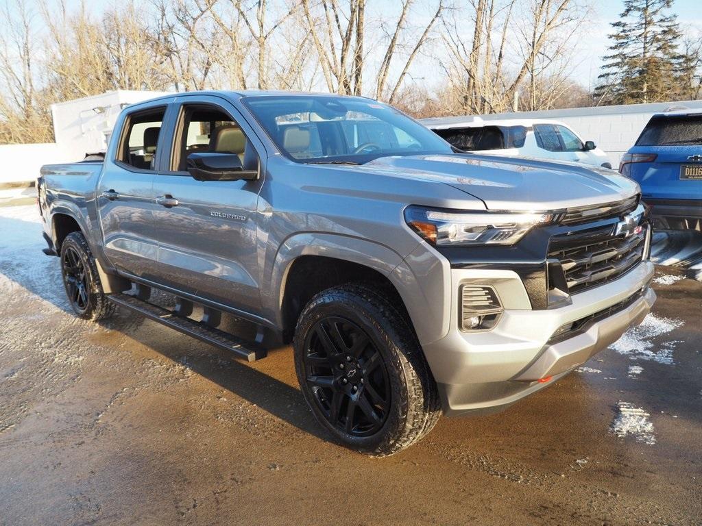 new 2025 Chevrolet Colorado car, priced at $48,130