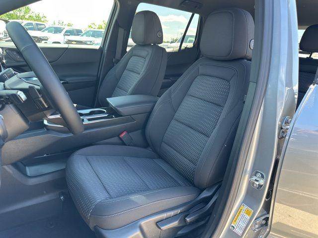 new 2026 Chevrolet Equinox car, priced at $29,495