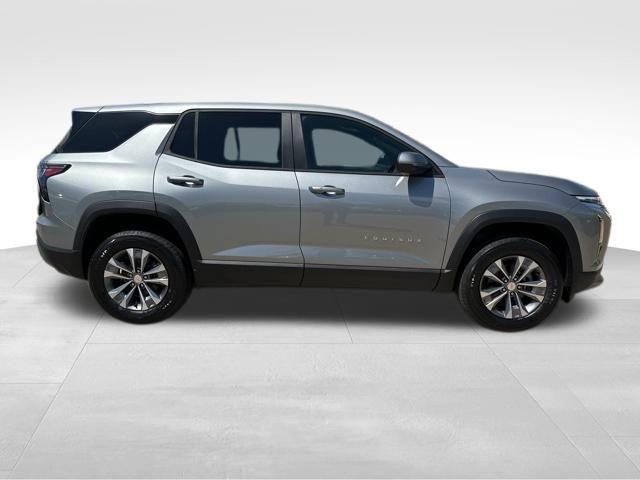 new 2026 Chevrolet Equinox car, priced at $29,495