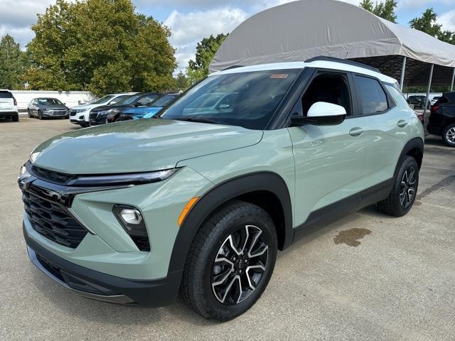 new 2025 Chevrolet TrailBlazer car, priced at $32,675