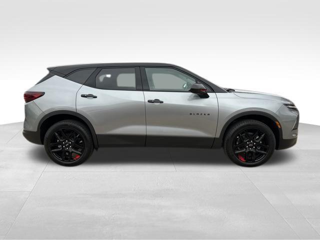 new 2025 Chevrolet Blazer car, priced at $36,230