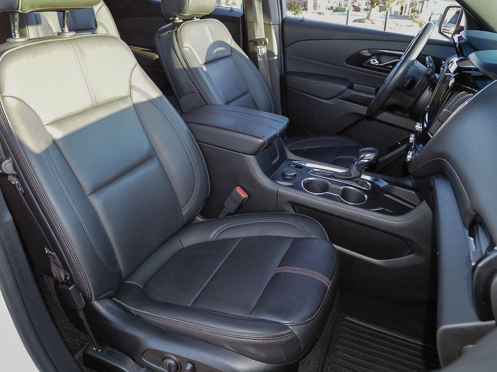 used 2023 Chevrolet Traverse car, priced at $36,049