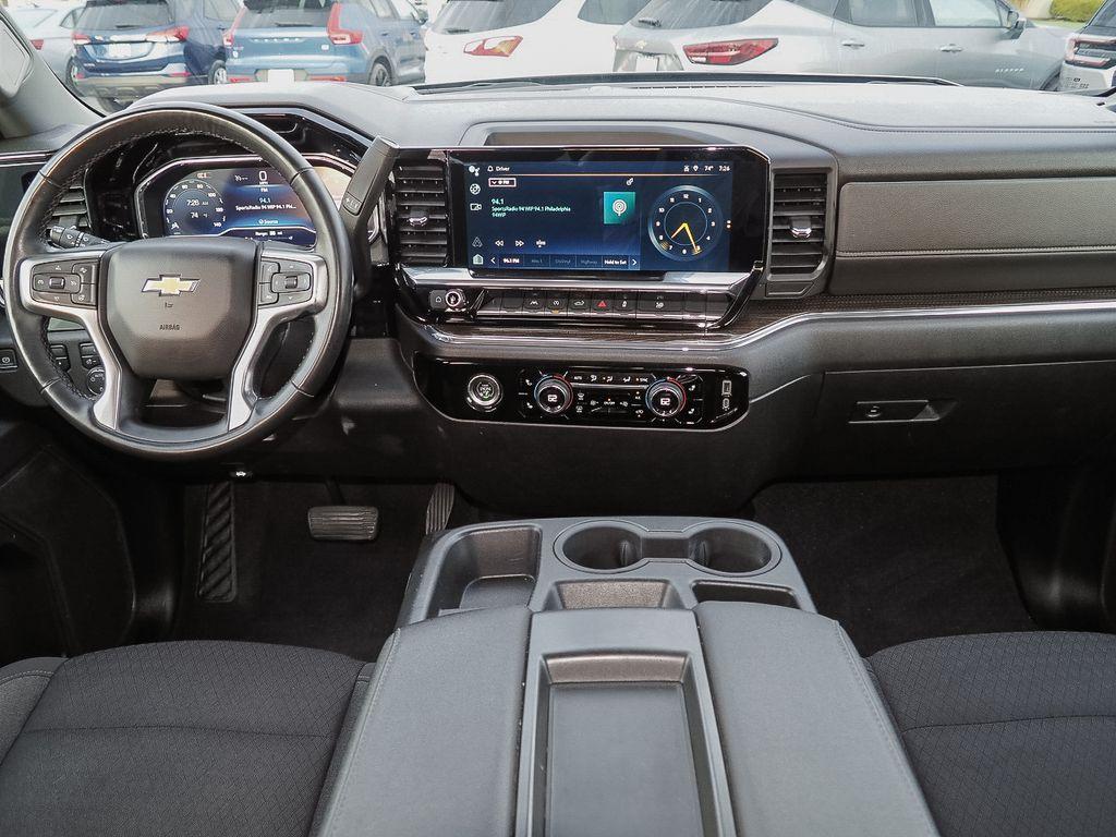 used 2024 Chevrolet Silverado 1500 car, priced at $37,995