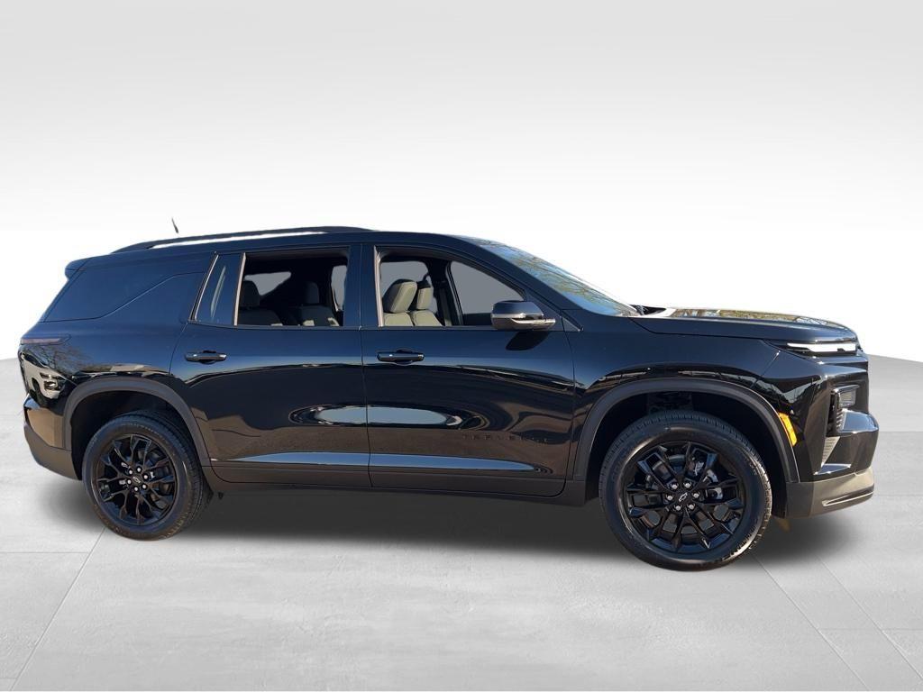 new 2025 Chevrolet Traverse car, priced at $45,880