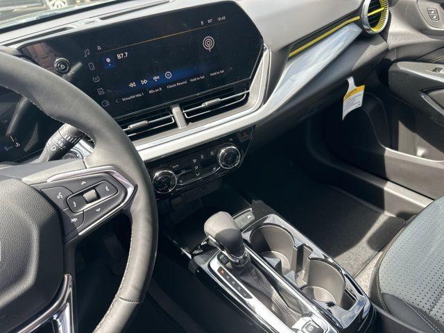 new 2025 Chevrolet Trax car, priced at $23,005