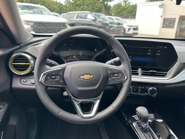 new 2025 Chevrolet Trax car, priced at $23,005
