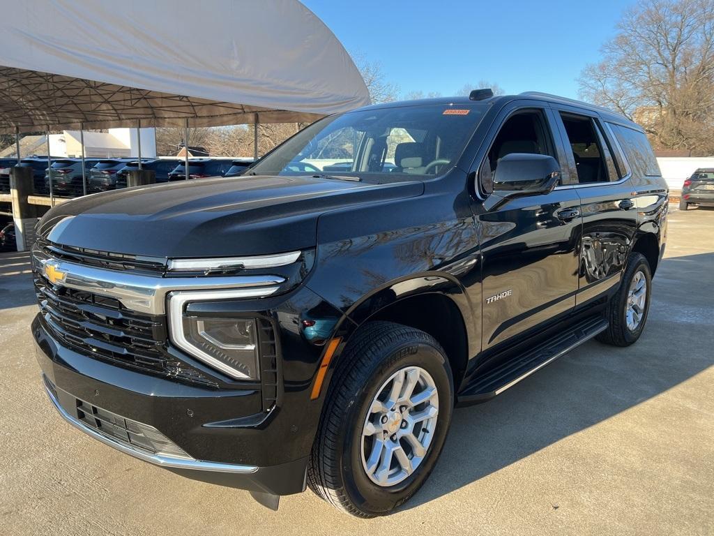 new 2025 Chevrolet Tahoe car, priced at $60,995