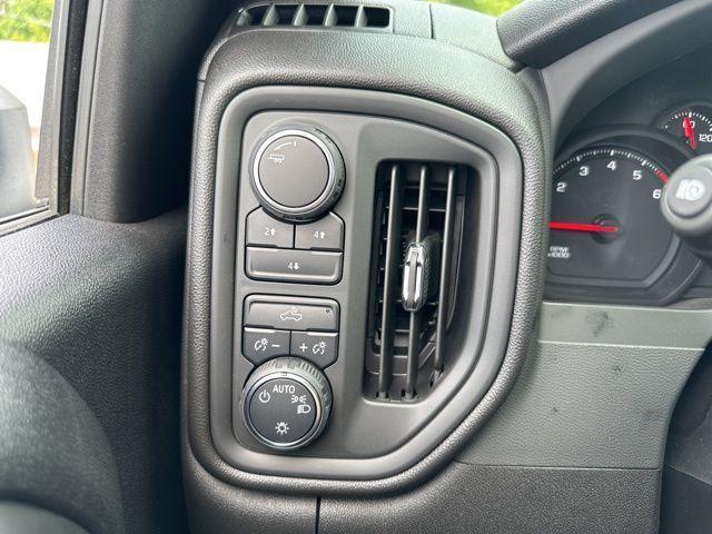 new 2025 Chevrolet Silverado 2500 car, priced at $51,505