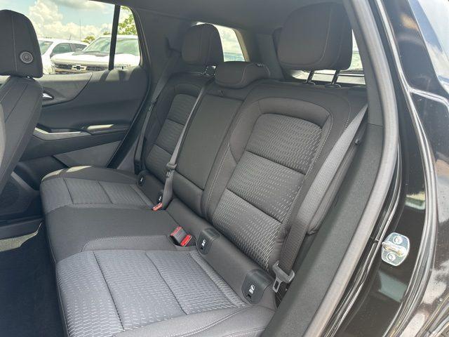 new 2026 Chevrolet Equinox car, priced at $32,025