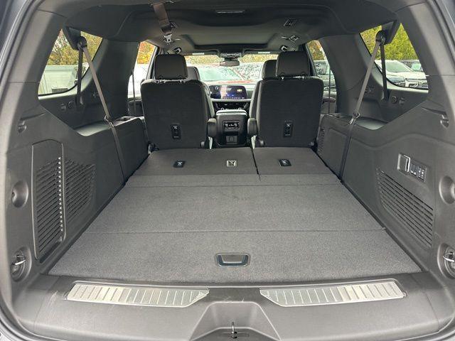 new 2026 Chevrolet Suburban car, priced at $83,985