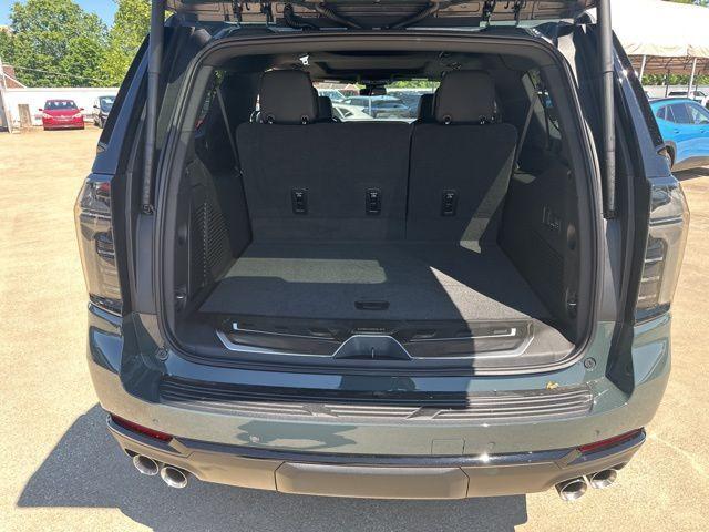 new 2025 Chevrolet Suburban car, priced at $79,240