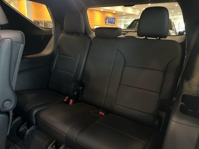 new 2026 Chevrolet Traverse car, priced at $52,955