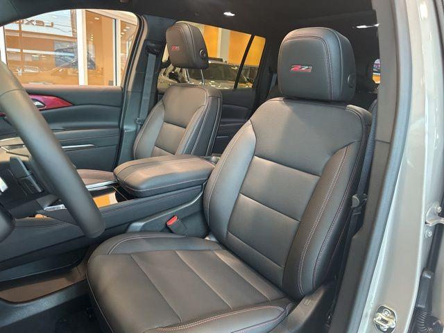 new 2026 Chevrolet Traverse car, priced at $52,955
