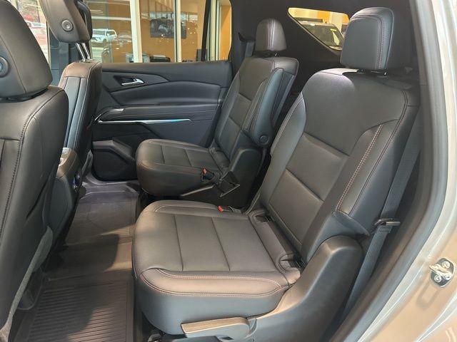 new 2026 Chevrolet Traverse car, priced at $52,955