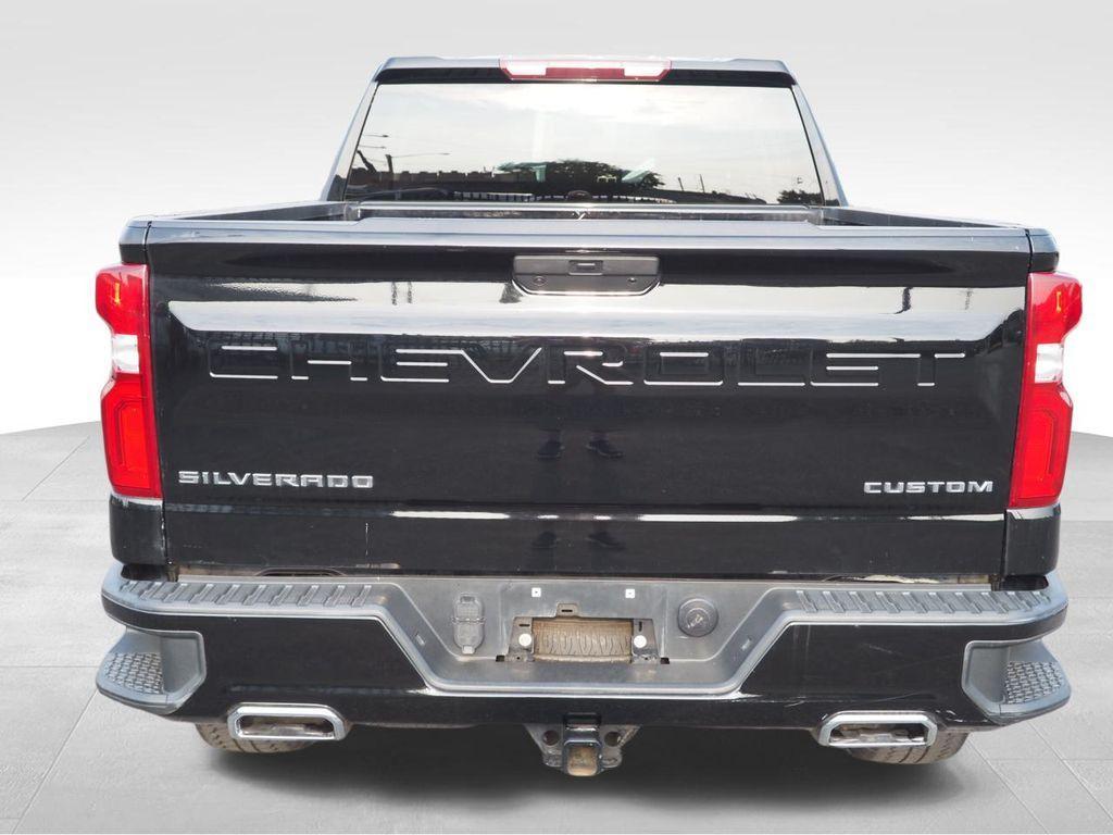 used 2021 Chevrolet Silverado 1500 car, priced at $30,149