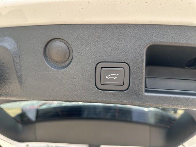 new 2026 Chevrolet Equinox car, priced at $36,870