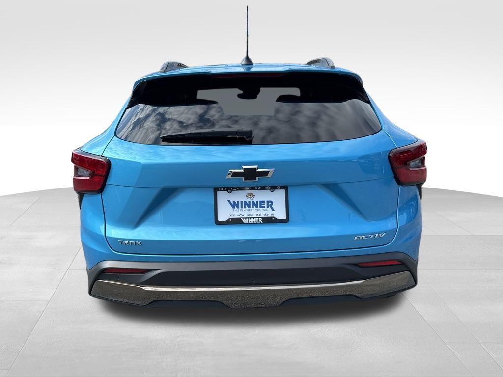 used 2025 Chevrolet Trax car, priced at $26,759