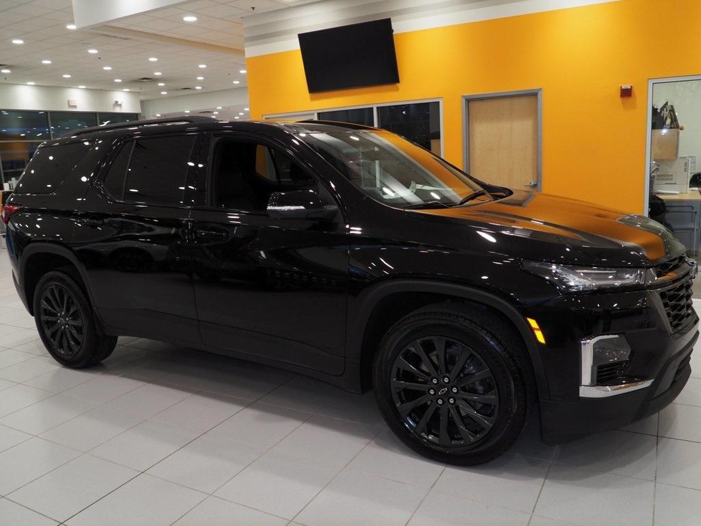 new 2024 Chevrolet Traverse Limited car, priced at $42,995