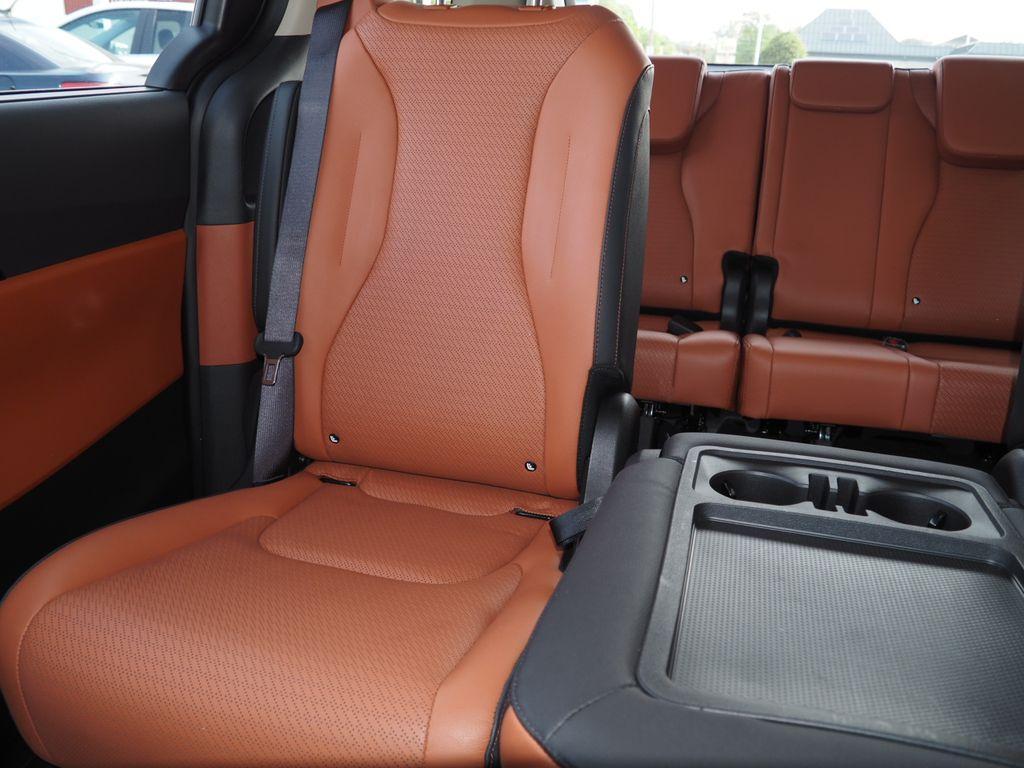 used 2023 Kia Carnival car, priced at $37,816