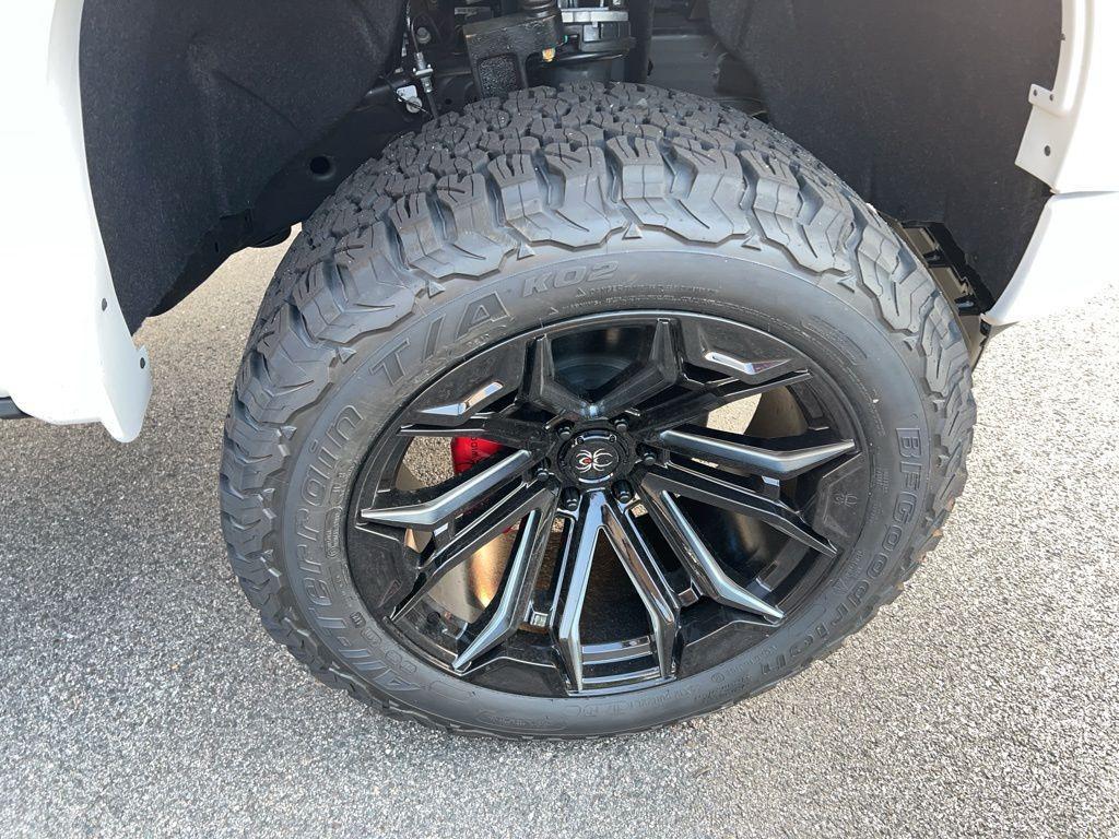 new 2025 Chevrolet Silverado 1500 car, priced at $77,442
