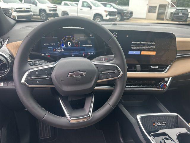 new 2026 Chevrolet Equinox car, priced at $35,290
