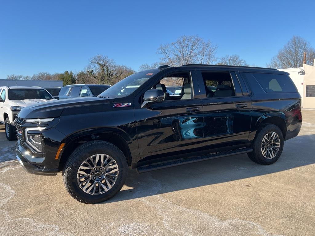 new 2025 Chevrolet Suburban car, priced at $75,125