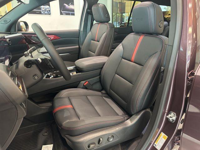 new 2026 Chevrolet Traverse car, priced at $59,760
